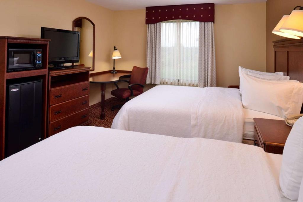 Hampton Inn Lincoln - Queen Room Mit Zwei Queensize -Betten - Rauchen