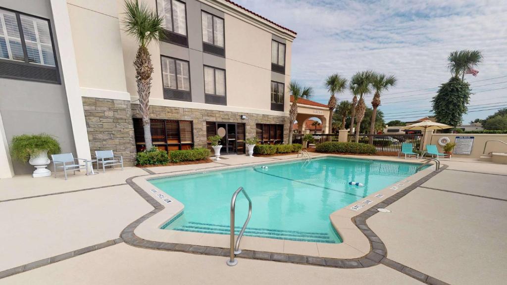 Hampton Inn St. Simons Island photo
