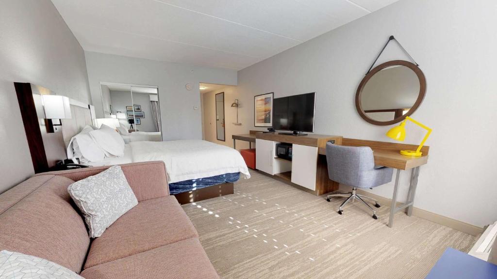 Hampton Inn St. Simons Island photo