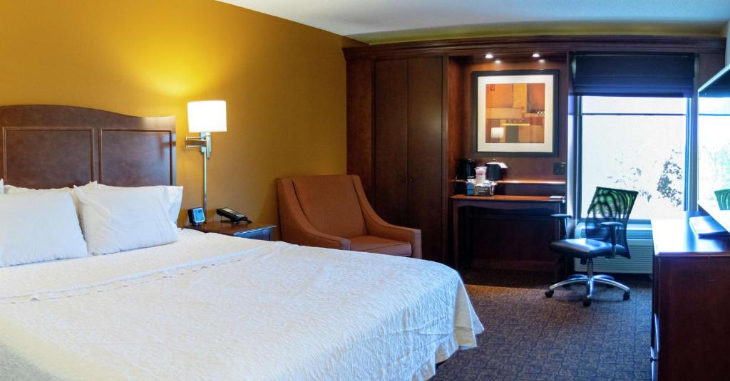 Hampton Inn St. Louis-Chesterfield - King Deluxe Niet-roken
