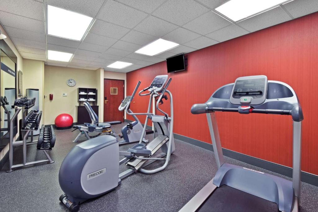 Hampton Inn Winfield Teays Valley photo