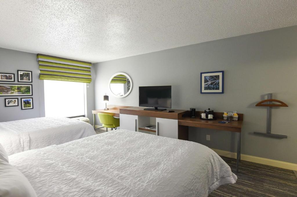 Hampton Inn Youngstown-North - Queen Mit Zwei Queensize-Betten – Nichtraucher