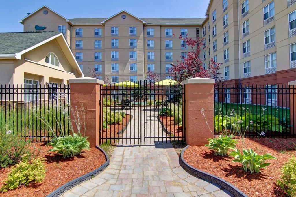 Homewood Suites by Hilton Toronto Mississauga - Resim 6