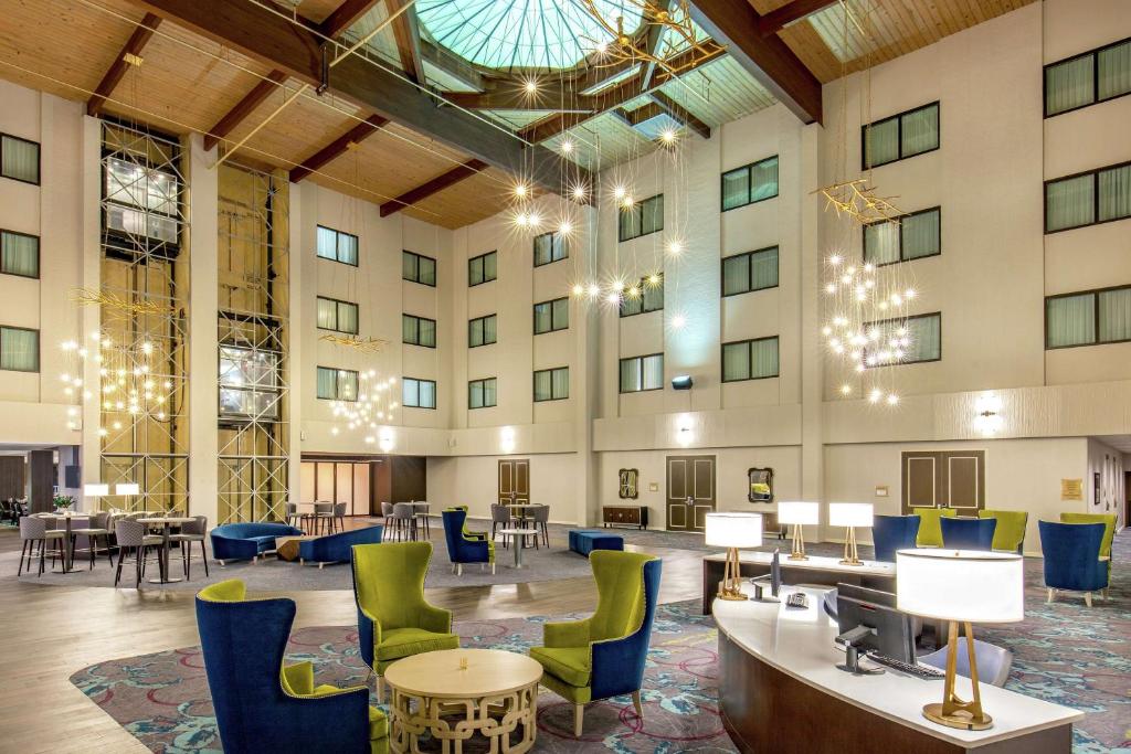 Posezení v ubytování DoubleTree by Hilton Columbia