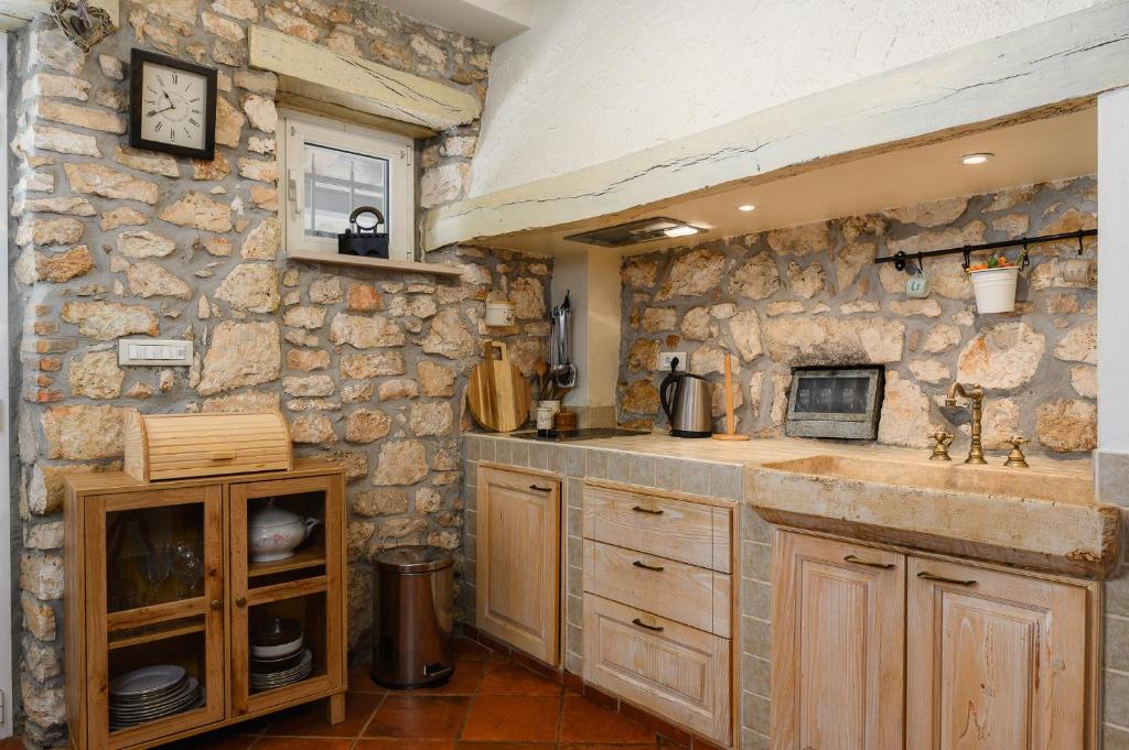 Kuchyň nebo kuchyňský kout v ubytování Casa Nini I - Jacuzzi