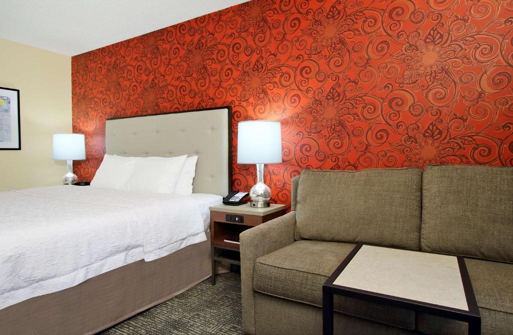 Hampton Inn & Suites Columbus-Downtown, Ohio - 