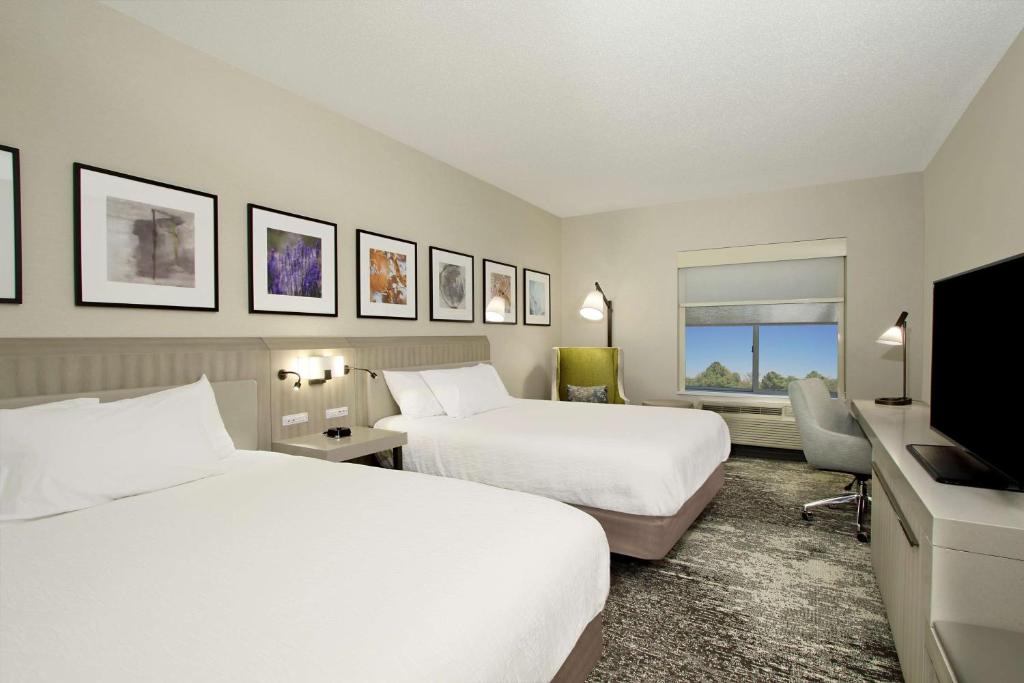 Hilton Garden Inn Columbus-University Area - Queen Room Met Twee Queensize Bedden