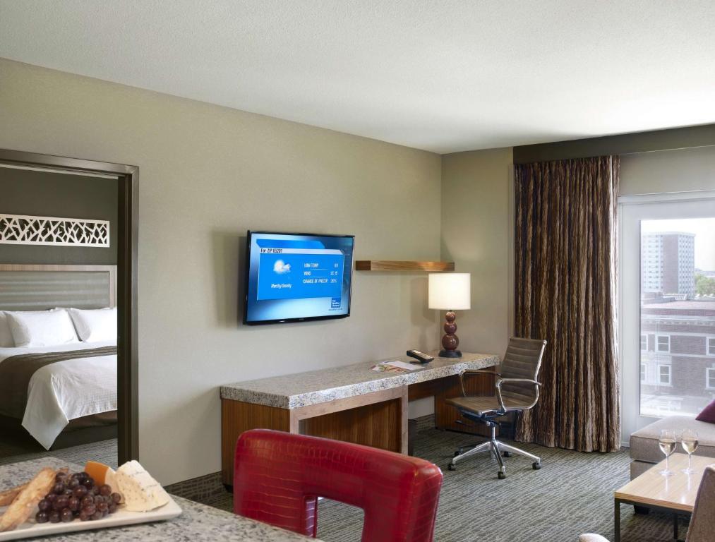 The Broadway Columbia - a DoubleTree by Hilton Hotel - Suite Met 2 Slaapkamers En Kingsize Bed