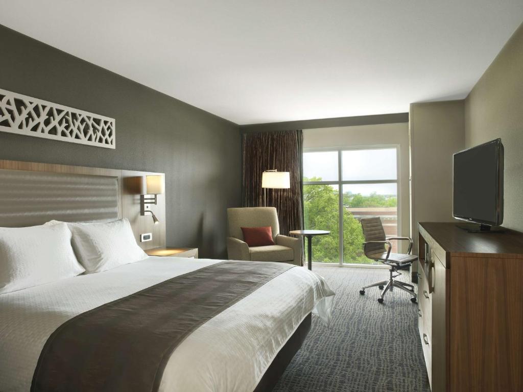 The Broadway Columbia - a DoubleTree by Hilton Hotel photo