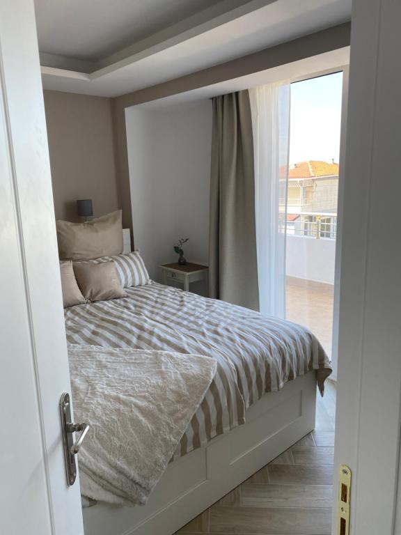 Loft in Durrës mit Meerblick - Image 6