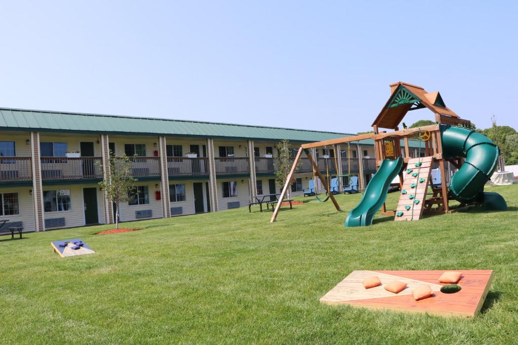 Herní místnost nebo prostor pro děti v ubytování Sunbird Cape Cod Resort