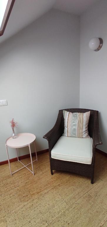 A seating area at Apartamentos El Jornu