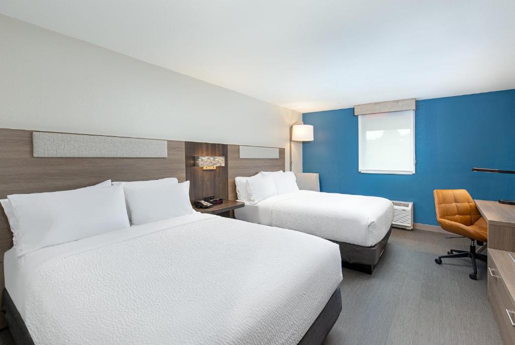 Holiday Inn Express Atlanta Airport - North, an IHG Hotel - Quarto Standard Com Duas Camas Queen-size