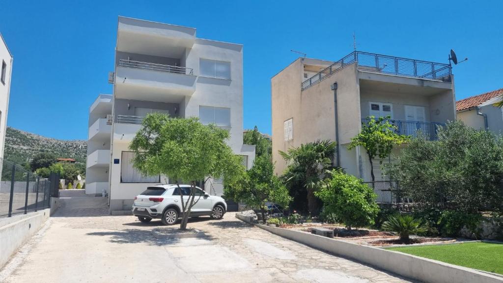 Budova, kde se apartmán nachází