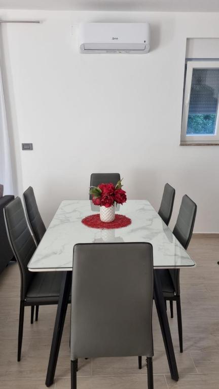 Fotografie z fotogalerie ubytování Gabi v destinaci Grebaštica