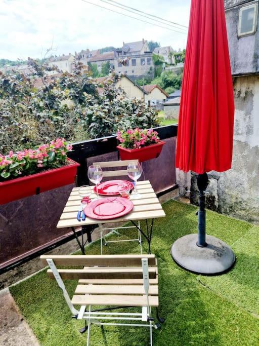 Balkón nebo terasa v ubytování Maisonnette du Foirail