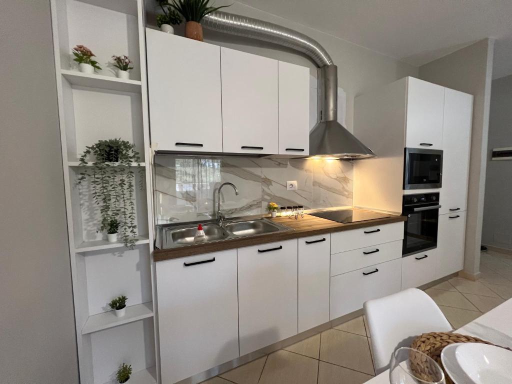 Sea-Side Apartment - Imazhi 9