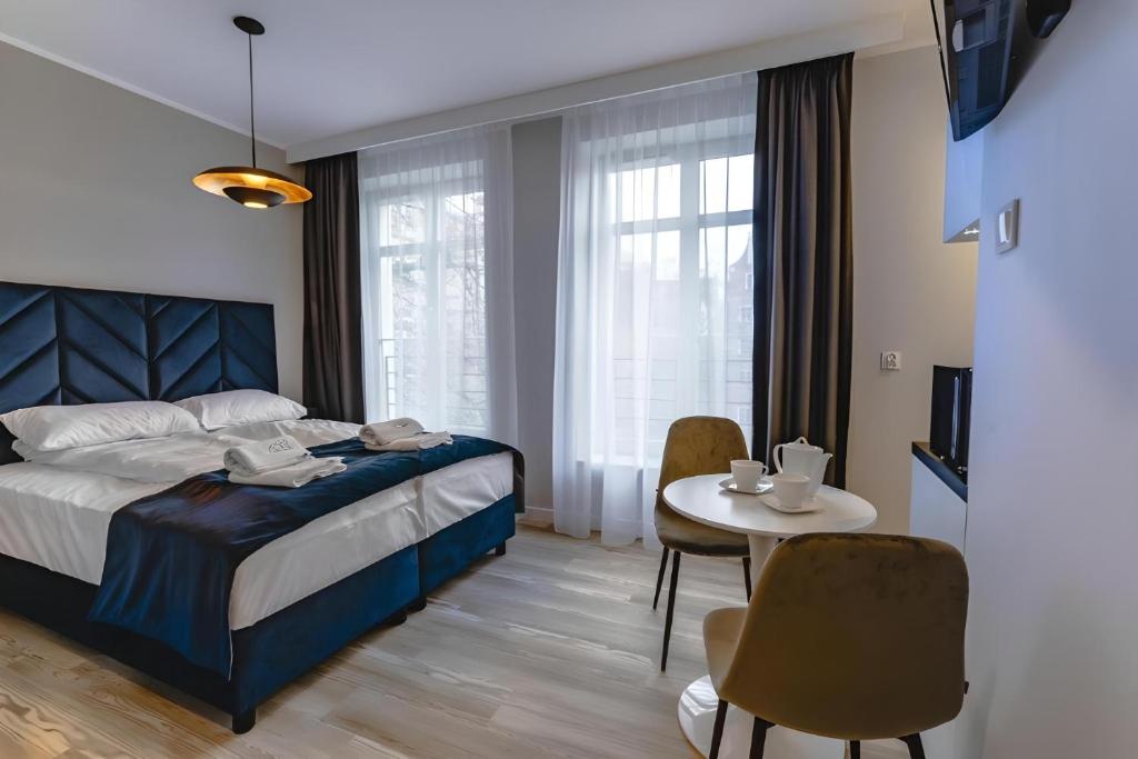 Baltic Gdansk OLD TOWN by St Mary s Church - Resim 4