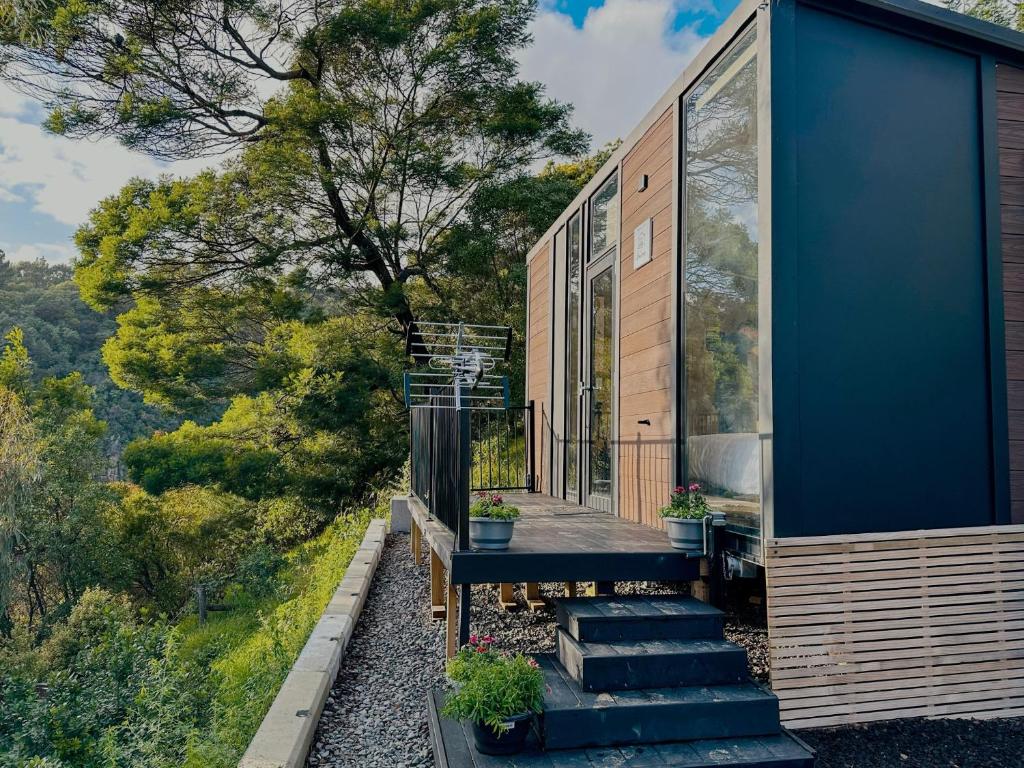 The Outlook, Diamond Harbour (updated prices 2024)