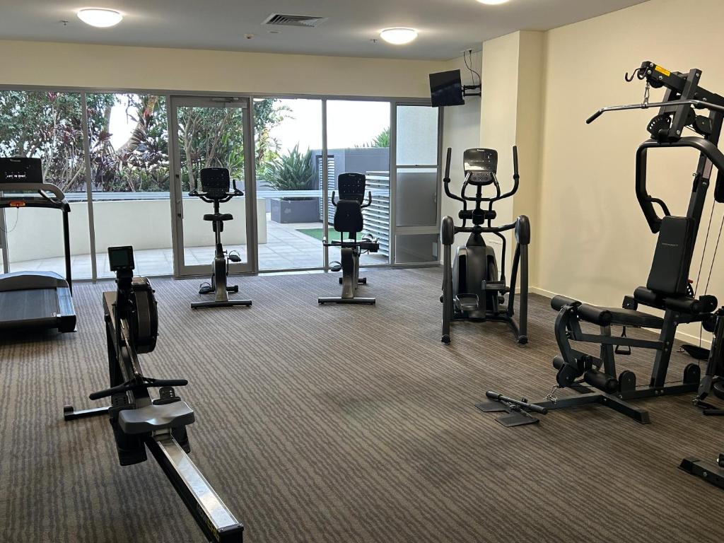 Fitness centrum a/nebo fitness zařízení v ubytování Exclusive Apartment with Ocean Views