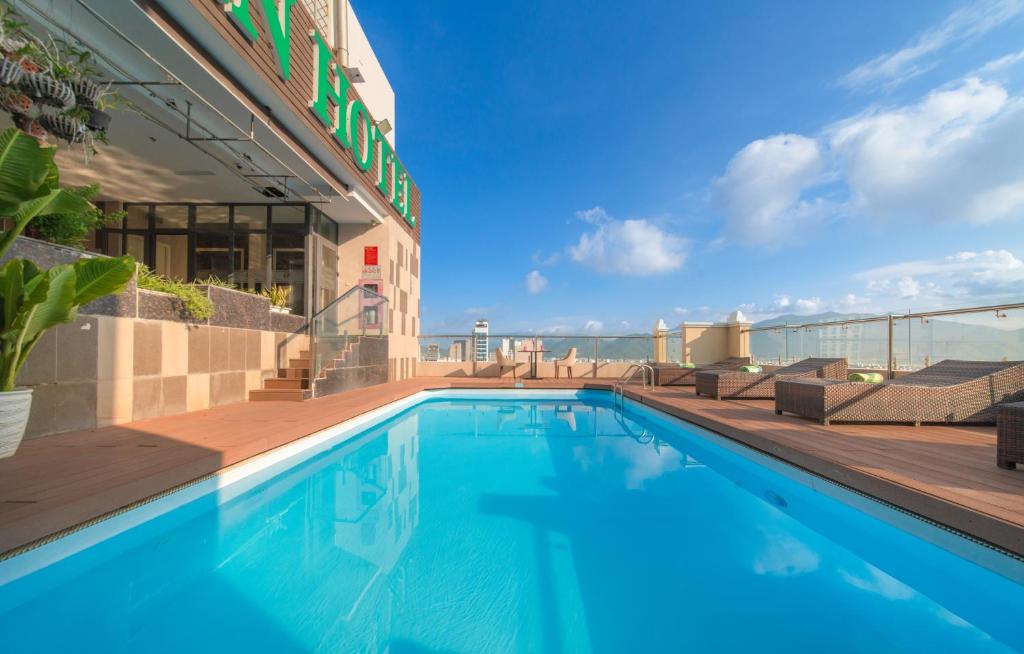 Bazén v ubytování BN Boutique Nha Trang Beach nebo v jeho okolí