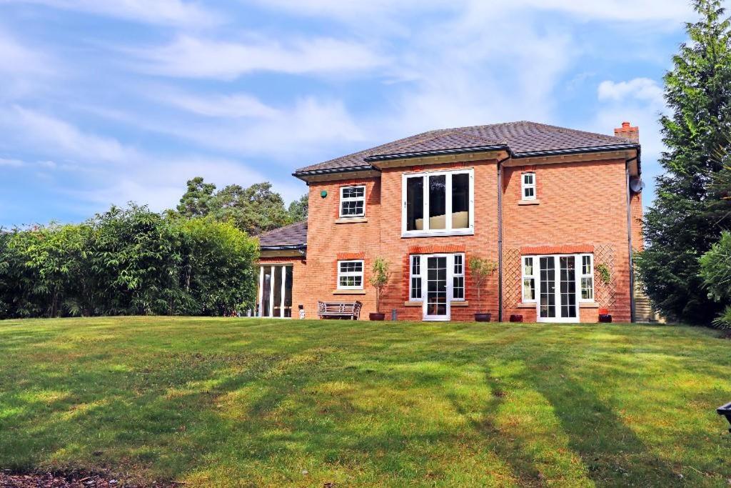 a large brick house with a large yard at Four bedroom entire luxury house in wynyard with free wi-fi, Parking and lots more 