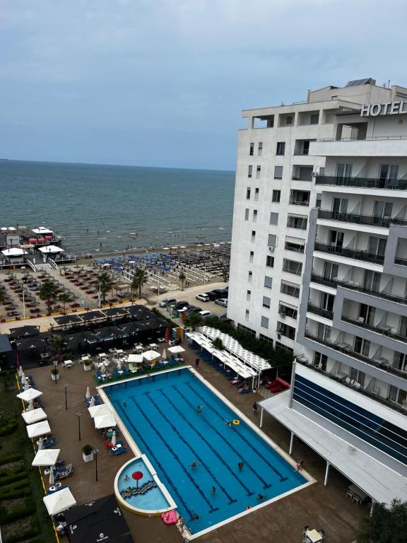 Coastal Horizon Deluxe Apartment - Imazhi 4