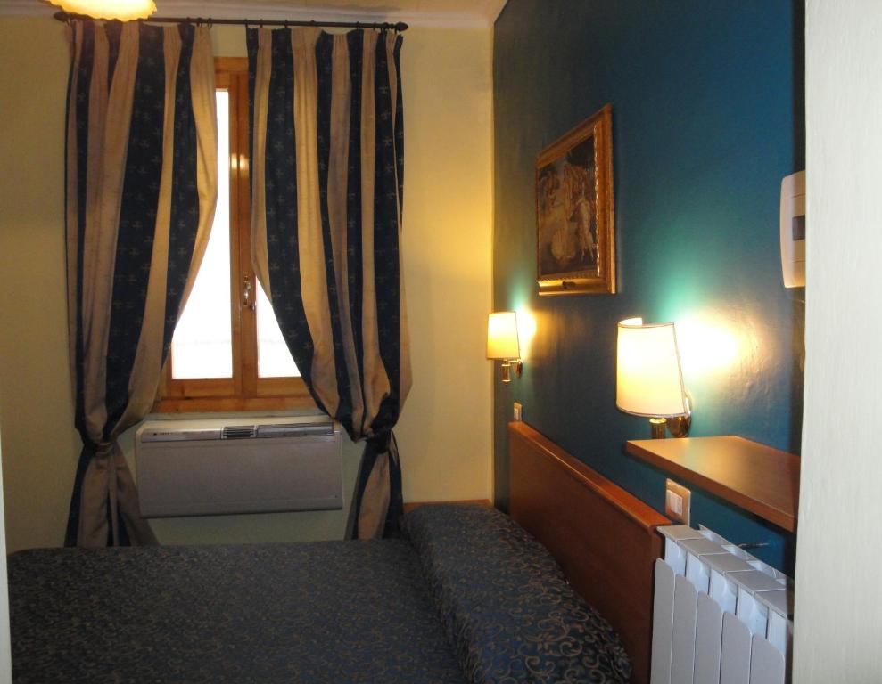 Hotel Santa Croce - Resim 33