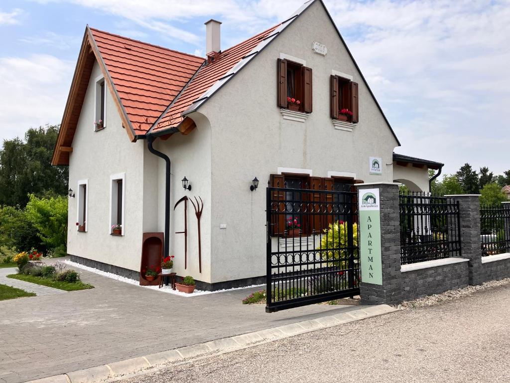 The building in which Az apartmant is located