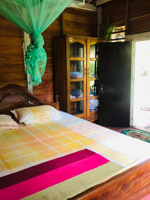 Postel nebo postele na pokoji v ubytování Lake view cabana Paradise & Villa