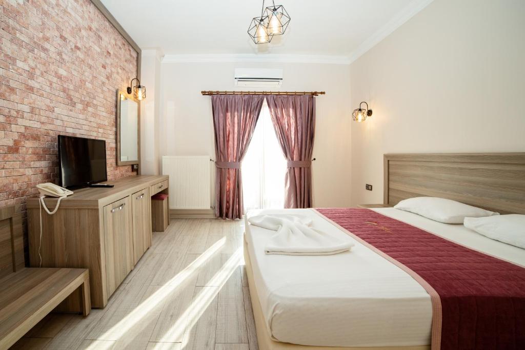 Kuzey Park Hotel - Doppelzimmer Mit Poolansicht