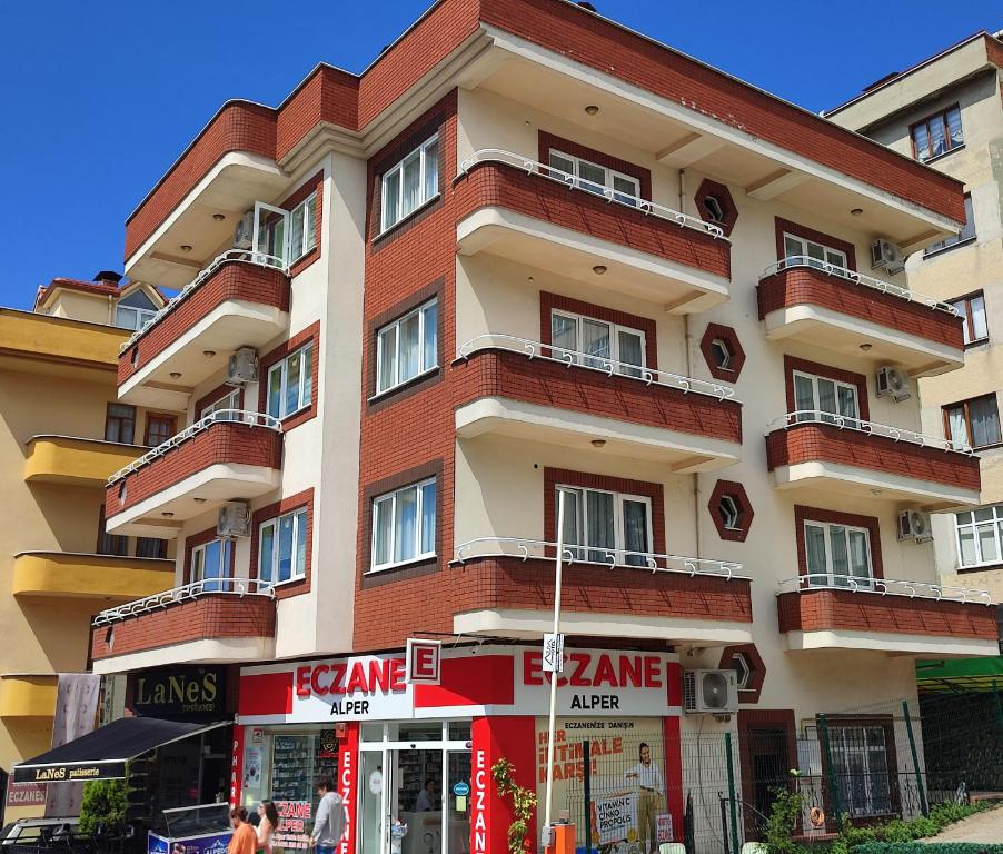 تصویر اتاق‌های Large House - تصویر ۲