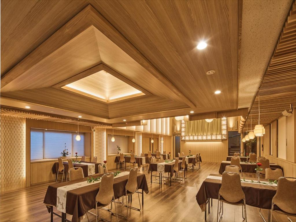Restaurace v ubytování Hotel New Wakasa