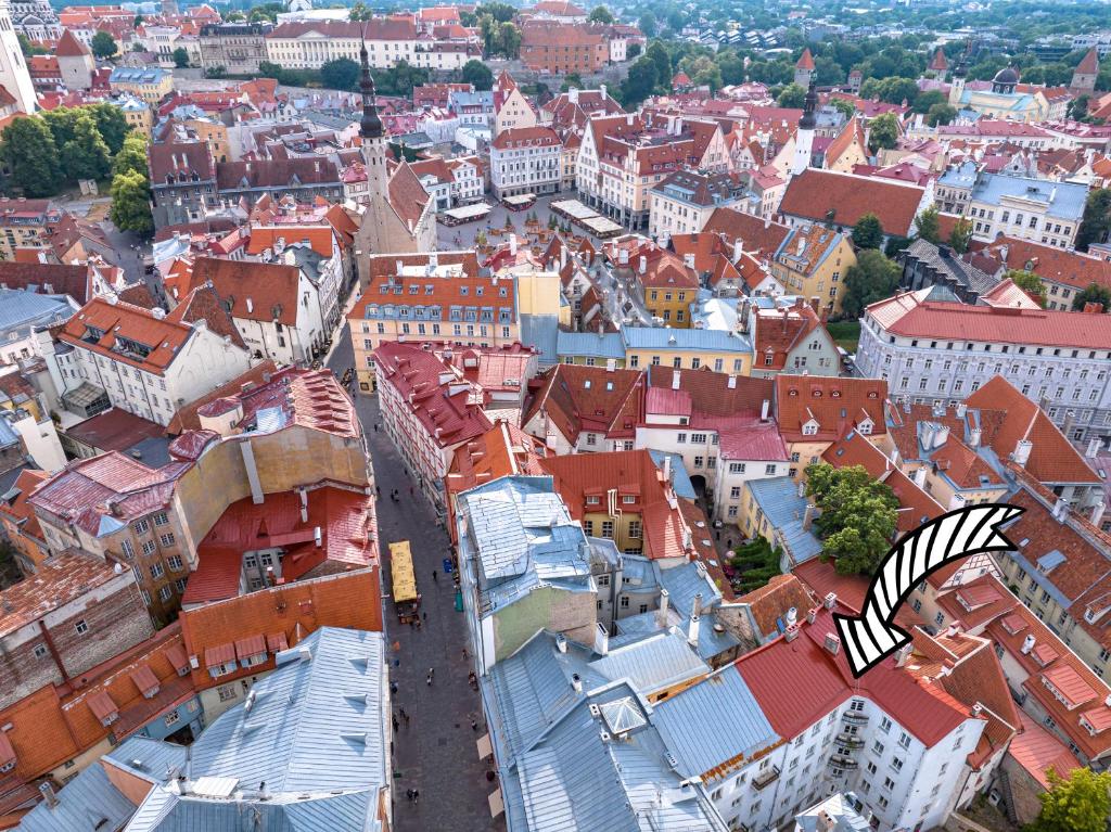 Nespecifikovaný výhled na destinaci Tallinn nebo výhled na město při pohledu z apartmánu