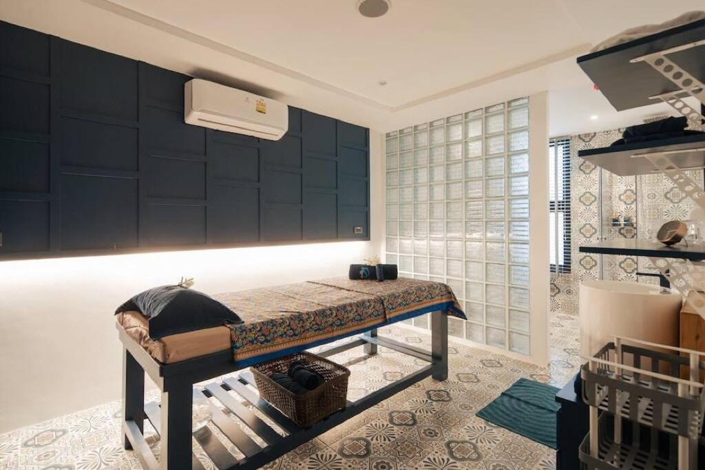 Kuchyň nebo kuchyňský kout v ubytování Kamala Beach D49 Exclusive Junior Suite