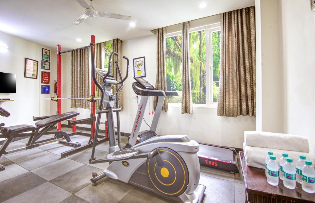 Fitness centrum a/nebo fitness zařízení v ubytování Gracious by Vishesh Hotels & Home Stay