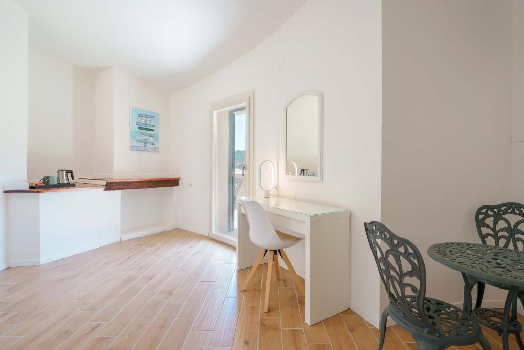 Zdjęcie z galerii obiektu B&B Villa Zola w mieście Capoterra