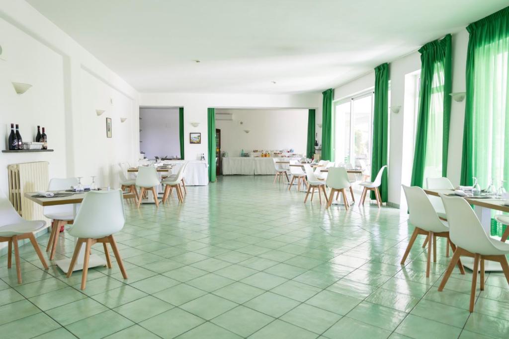 Restaurace v ubytování Hotel La Luna