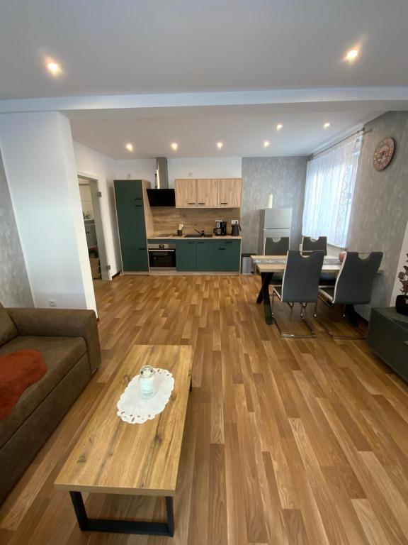 Kuchyň nebo kuchyňský kout v ubytování Haus Rosa