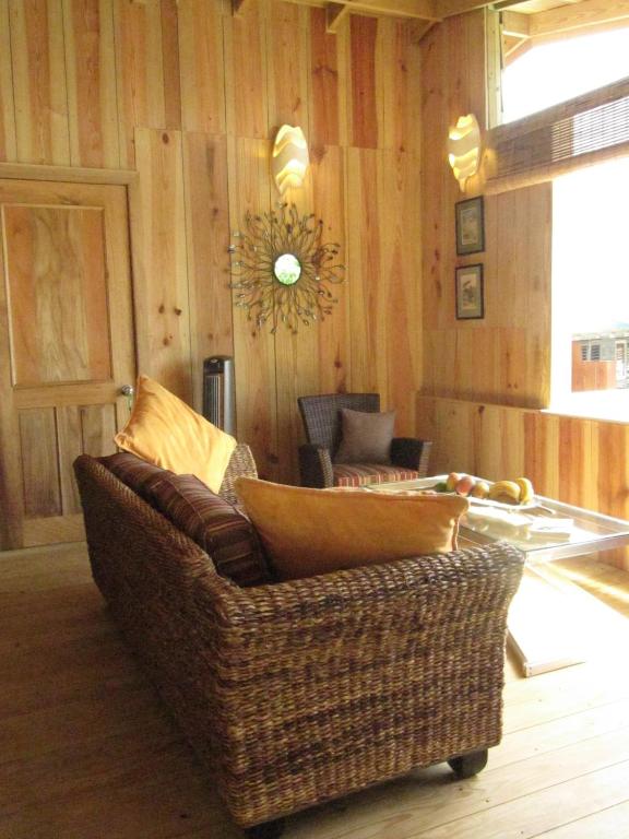 Posezení v ubytování Castara Retreats