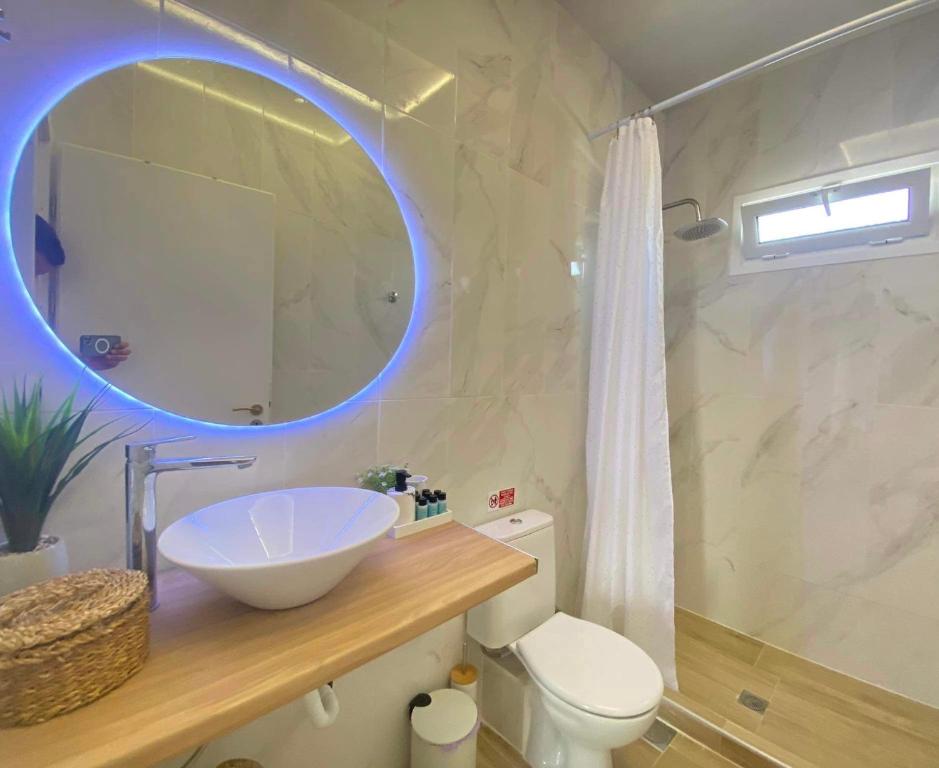 Kúpeľňa v ubytovaní Boho Nomad Seaview Detached House