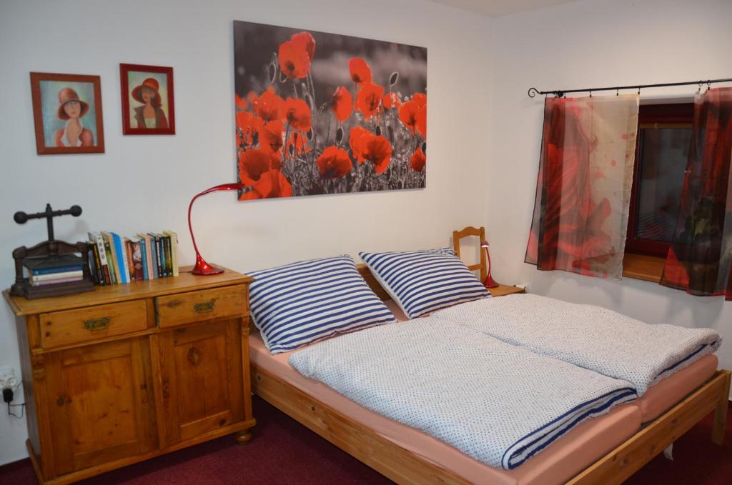Postel nebo postele na pokoji v ubytování Apartmán Nad potokem