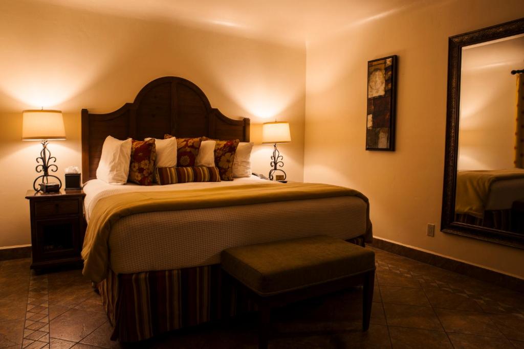 Los Arboles Hotel - Room King Estándar