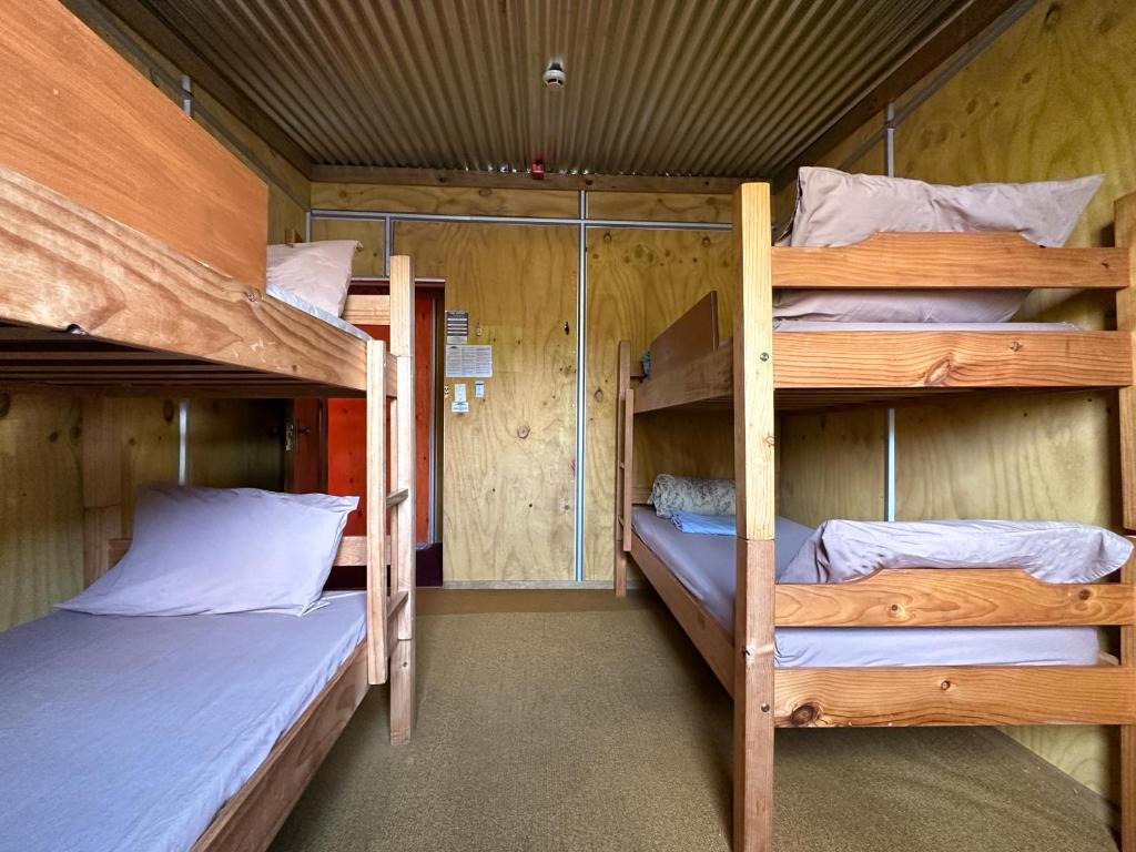 The Crossing Lodge and Backpackers The Crossing Lodge and Backpackers