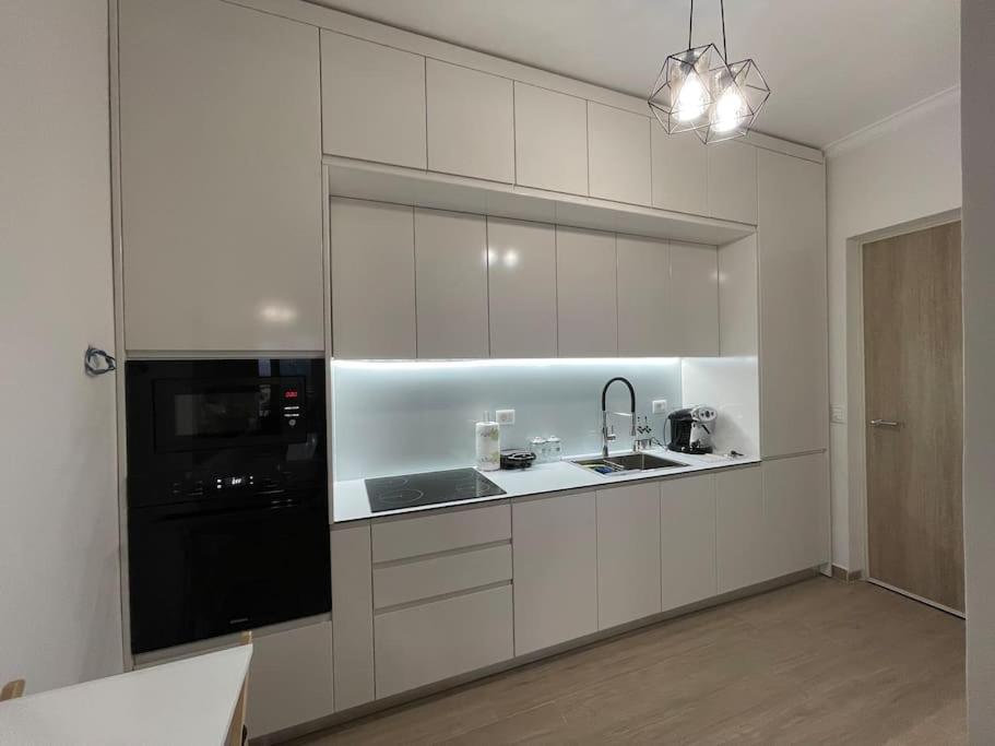 Ocean Eyes Apartament - Imazhi 4