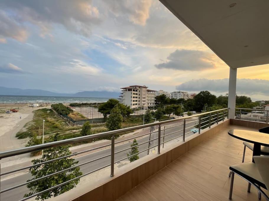 Ocean Eyes Apartament - Imazhi 6
