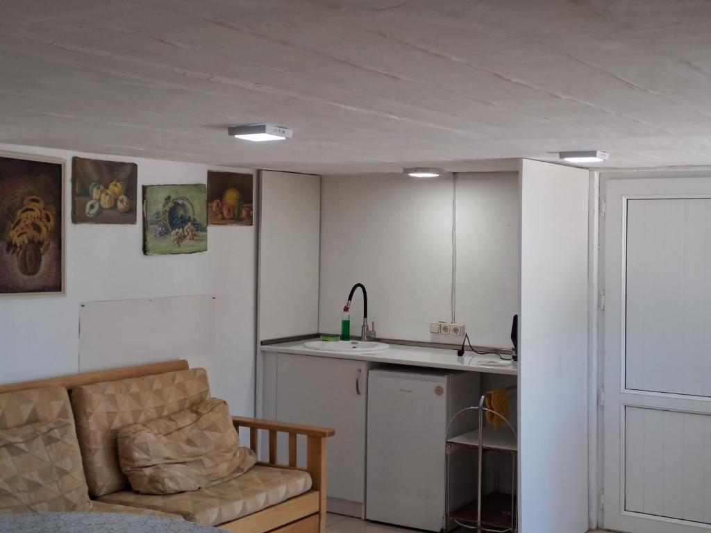 Kuchyň nebo kuchyňský kout v ubytování HillTop Yerevan