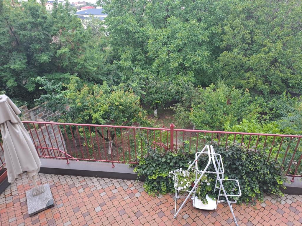 Zahrada ubytování HillTop Yerevan