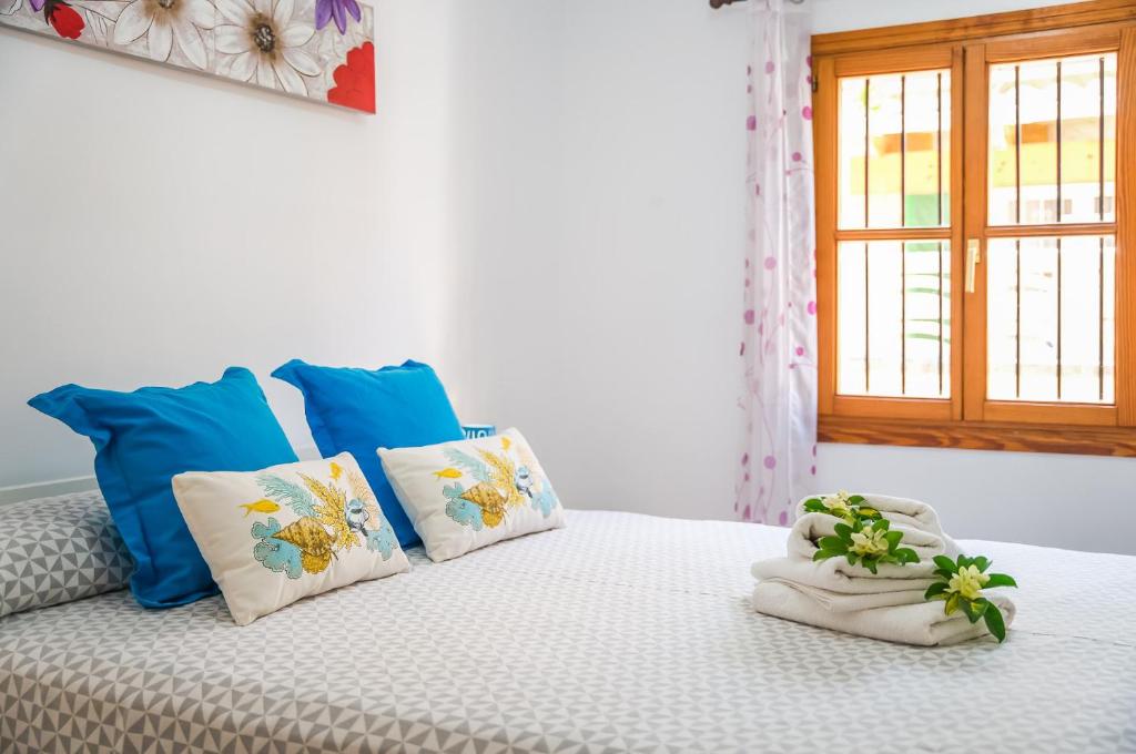 Posteľ alebo postele v izbe v ubytovaní Ideal Property Mallorca - Villa Xisco