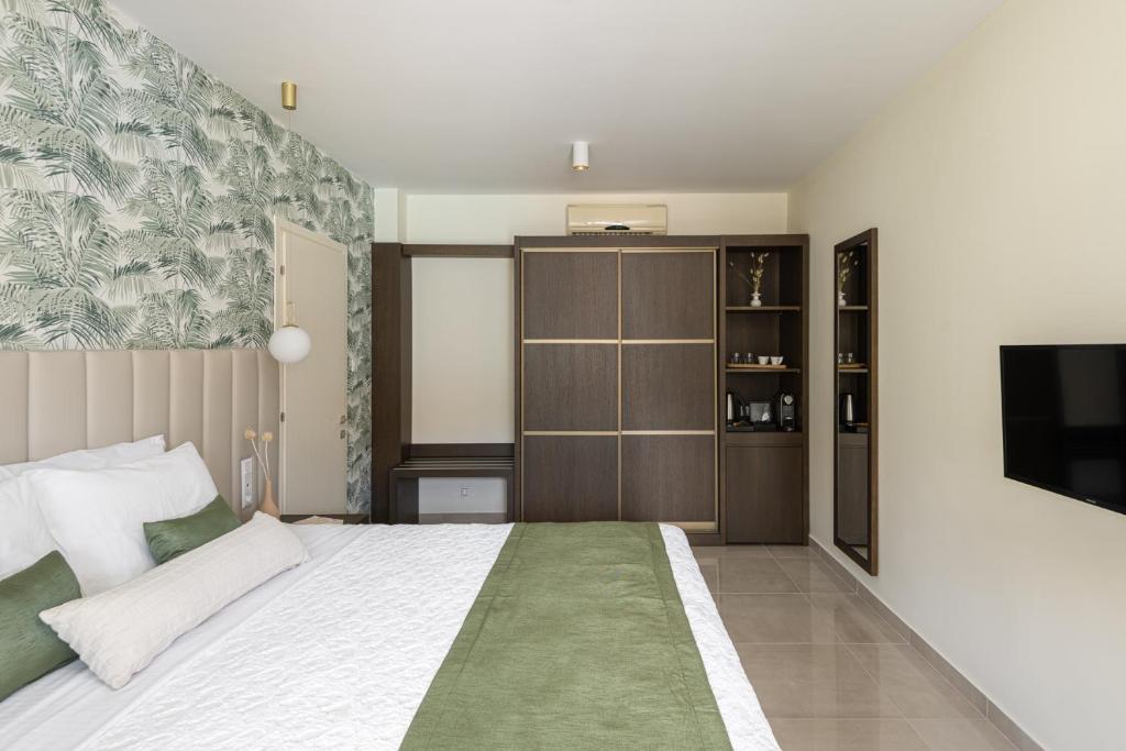 Blue Bay Halkidiki - Pool Front Suite